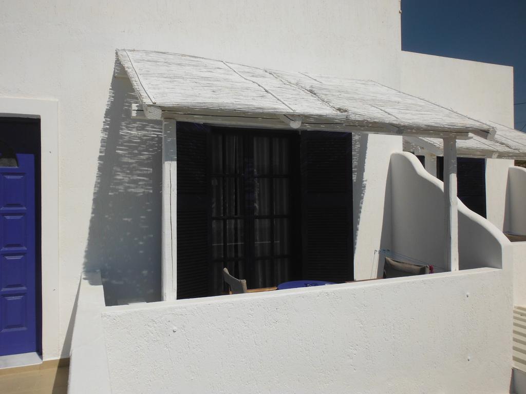 Kapetan Giannis Adamantas (Milos) Quarto foto